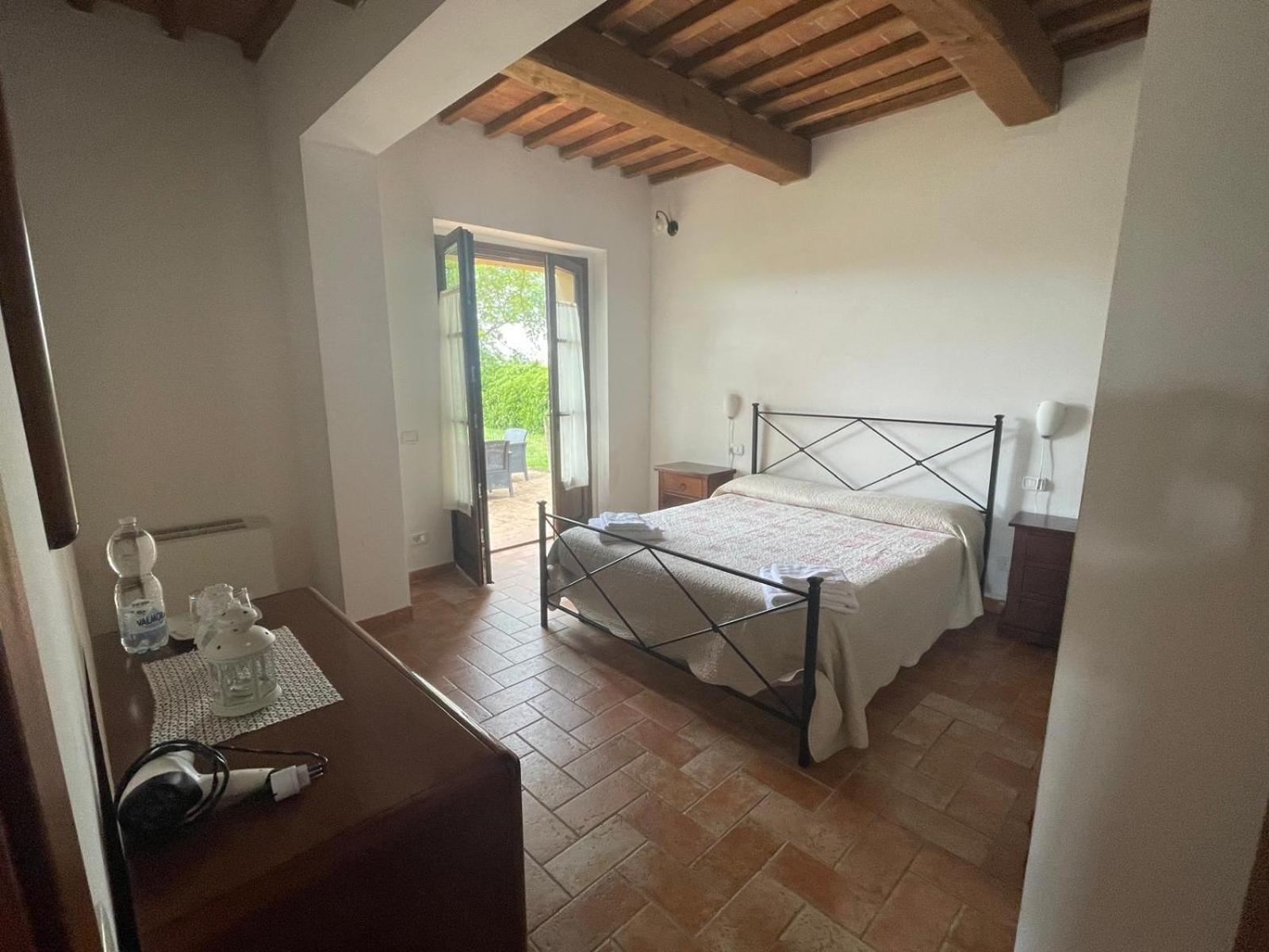 Agriturismo Piandimaggio Пиенца Екстериор снимка