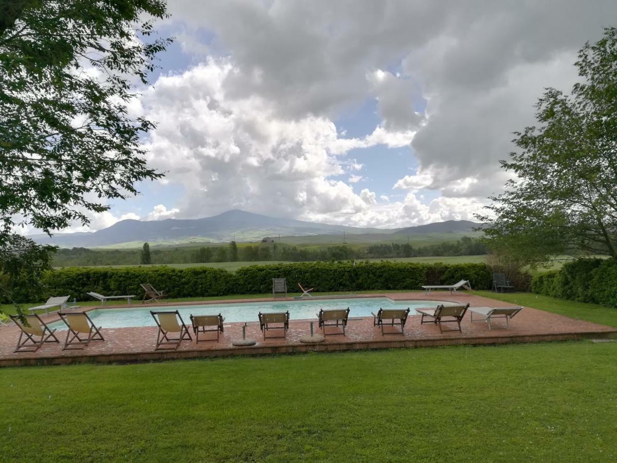 Agriturismo Piandimaggio Пиенца Екстериор снимка
