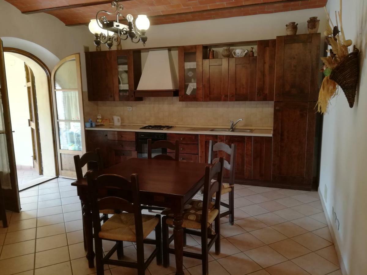 Agriturismo Piandimaggio Пиенца Екстериор снимка